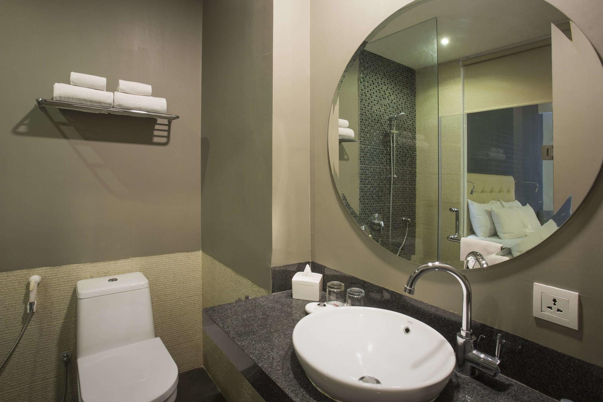Liberty Hotel Thamrin Jakarta Exteriör bild