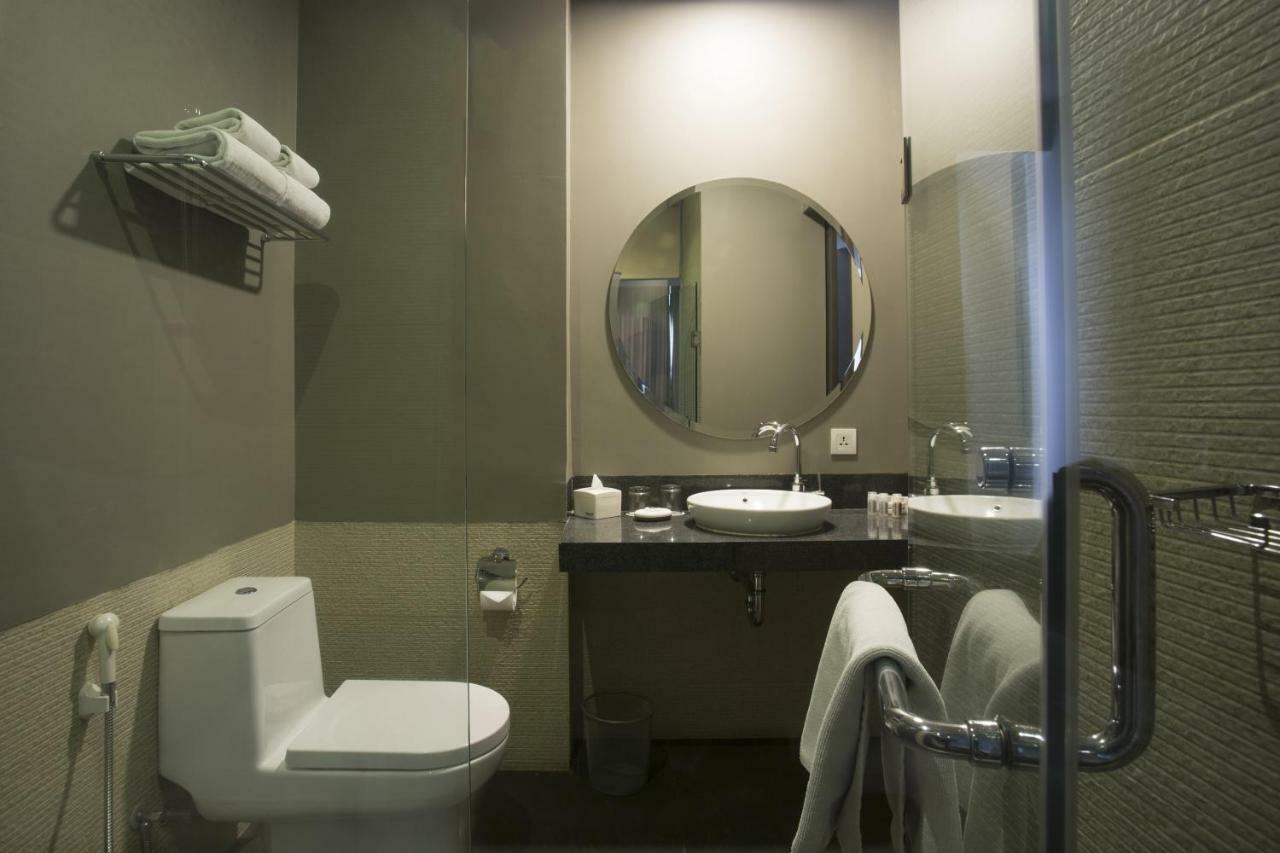 Liberty Hotel Thamrin Jakarta Exteriör bild